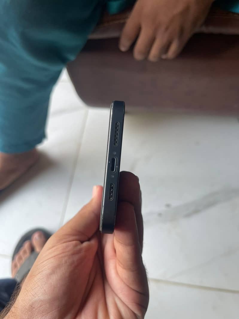 Apple iPhone 12 Pro Max 1