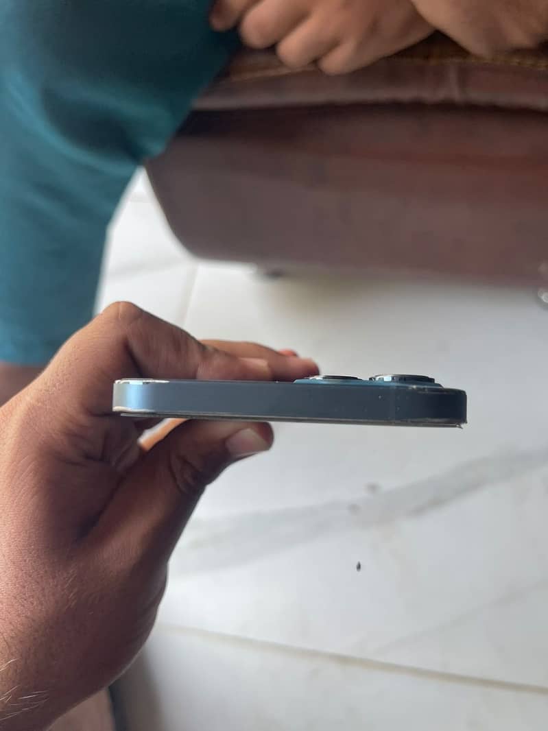 Apple iPhone 12 Pro Max 9