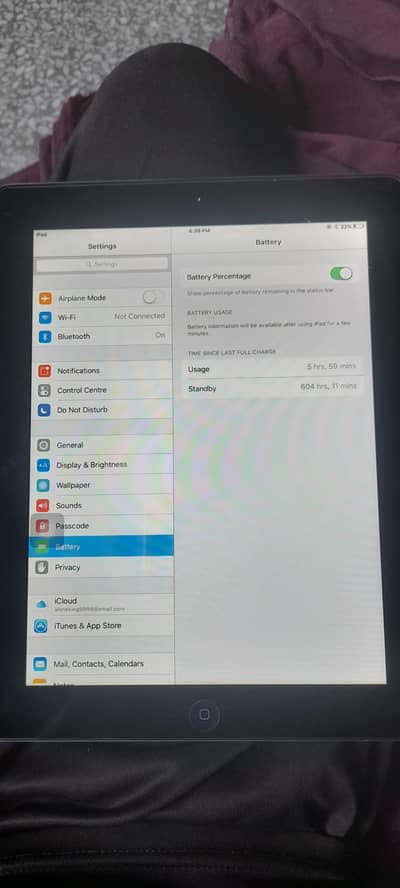 I pad 2 16GB (icloud)  Read Add