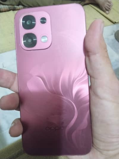 Excellent Condition Mobile with Box & Charger