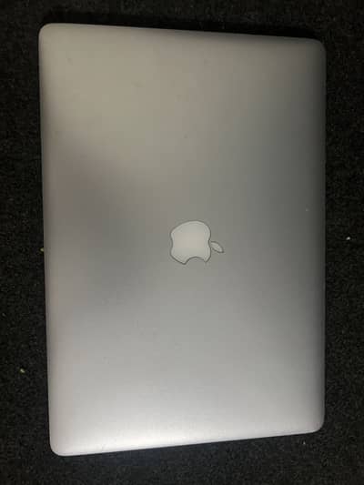 Macbook pro 2015 core i7 15’