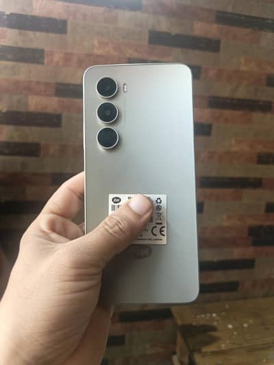 itel a100 4+8/128