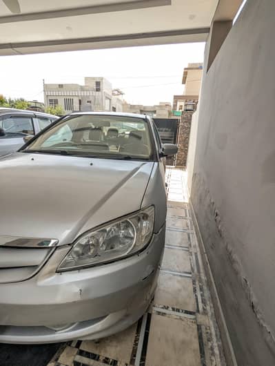 Honda Civic EXi 2004