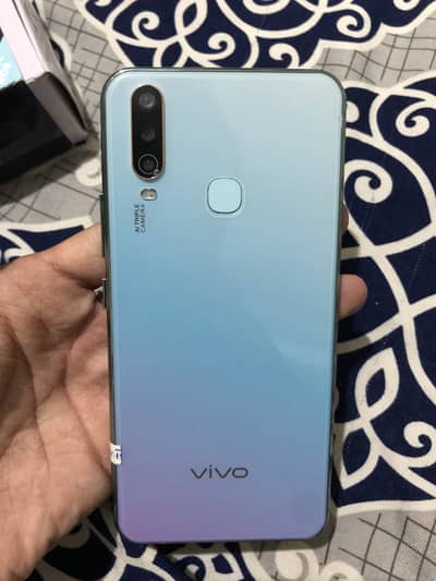 Vivo Y17