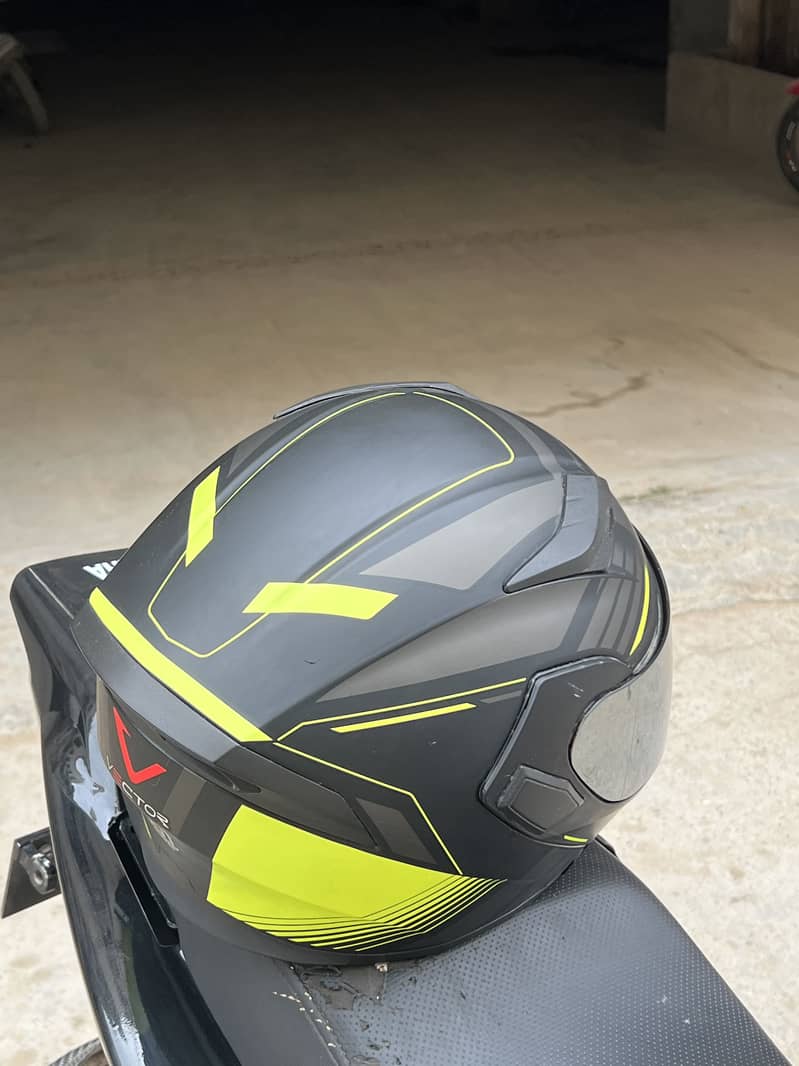 Vector helmet 1