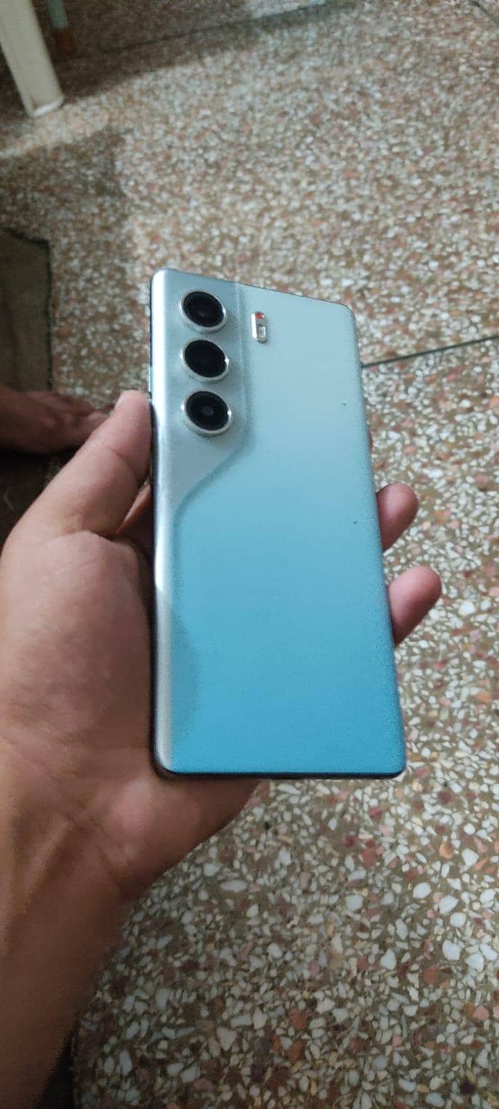 Tecno CAMON 40 Pro 1