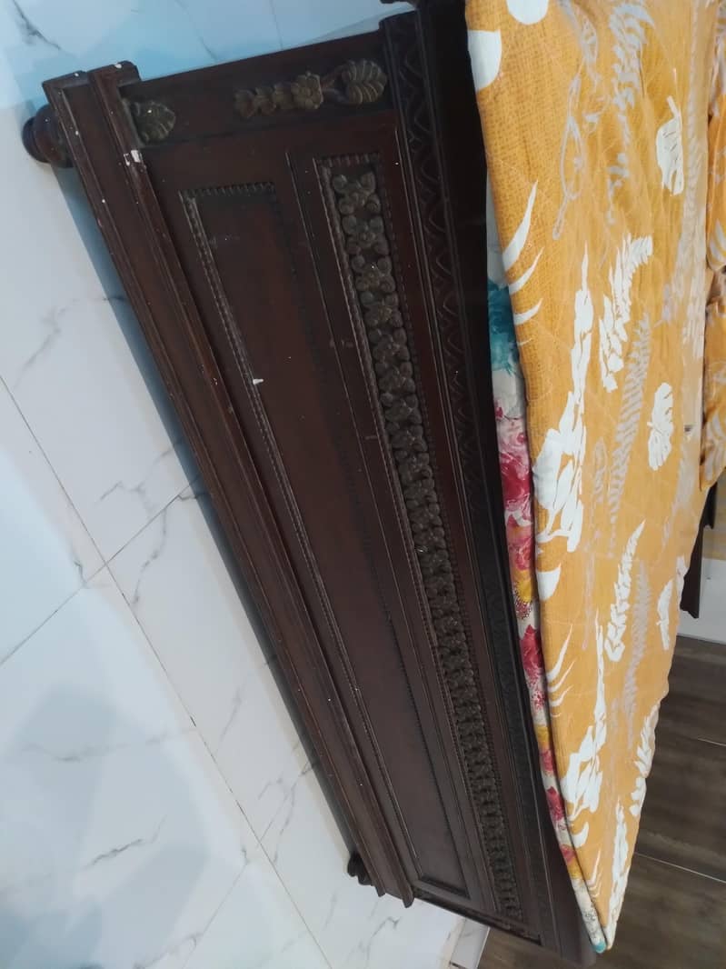 Solid sheesham Wooden Bed Set 5