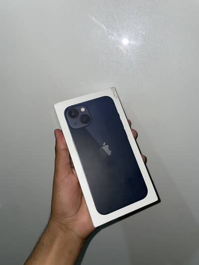 Apple iPhone 13 jv 9.7/10  with box & cable simnon active 91% battery
