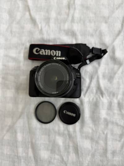 Canon EOS 550D | Kiss X4 | Rebel T2i Kit Lens + Zoom Lens + Card + Bag