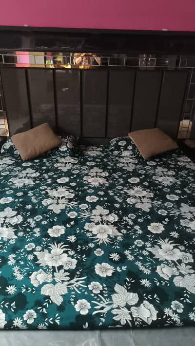 COMPLETE BEDROOM SET