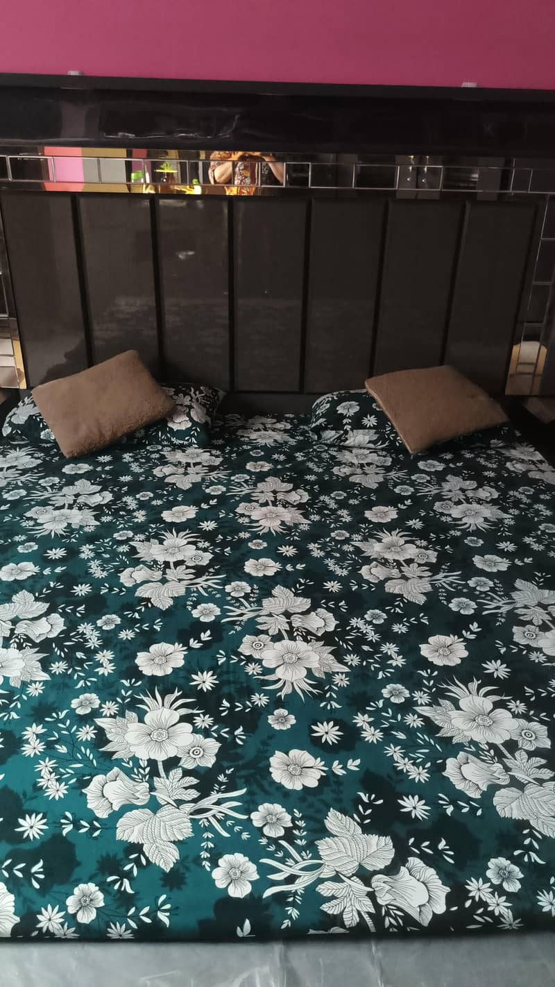 COMPLETE BEDROOM SET 0