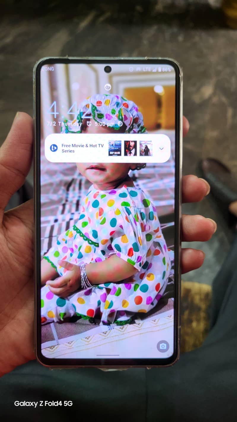 Sharp Aquos R7 0