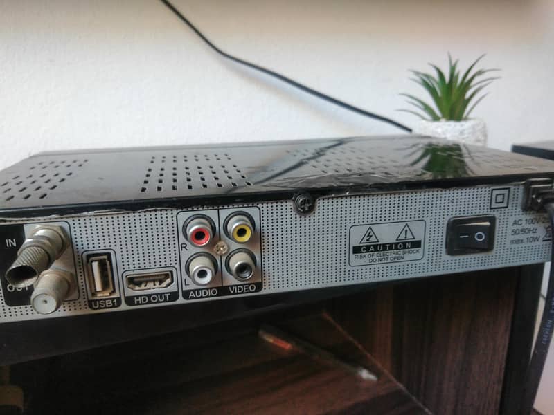 Dish receiver 5