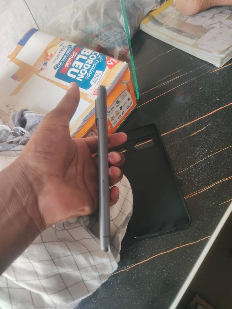 Google Pixel 7 3