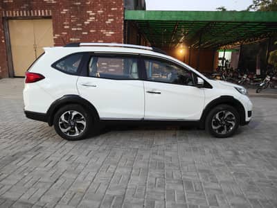 Honda Brv S 2017 Total Genuine