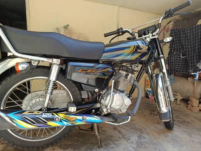 Honda 125 2026 model lush condition with paper