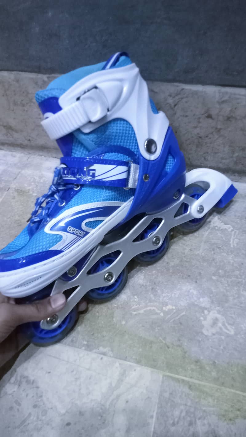 4 Wheel Inline Skates 1