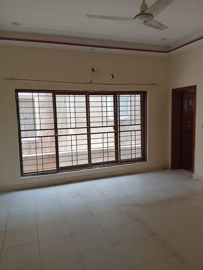 3 BED UPPER PORTION FOR RENT PIA SOCIETY