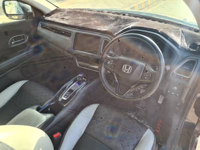 Honda Vezel 2015