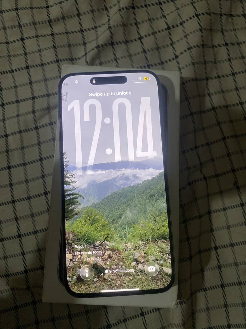 Apple iPhone 15 Pro Max 1