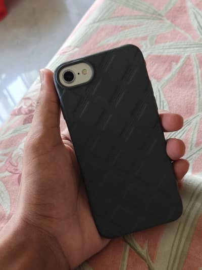 Apple iPhone 7