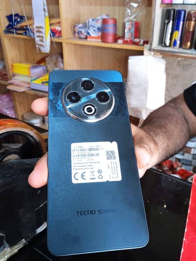 Tecno spark 30 8ram 128 memory