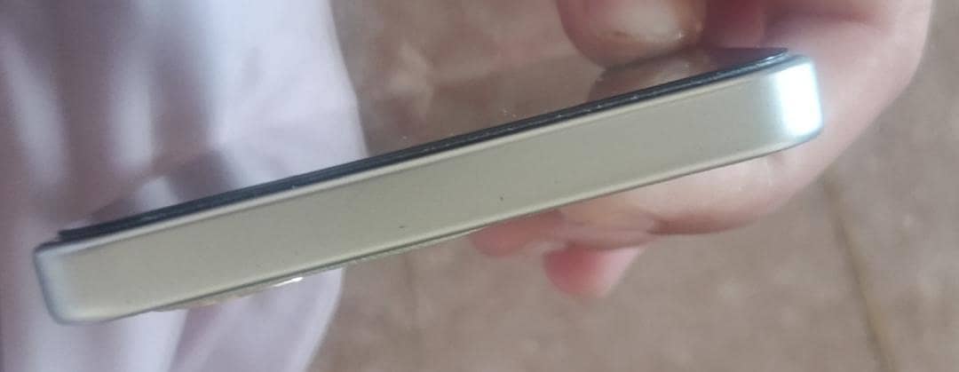 OPPO A5 Pro 3