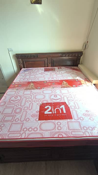 Queen size 2 in 1 Mattress. Almost new condition. With warranty