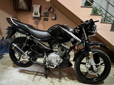 Yamaha ybr125G 2025 with aftermarket saman