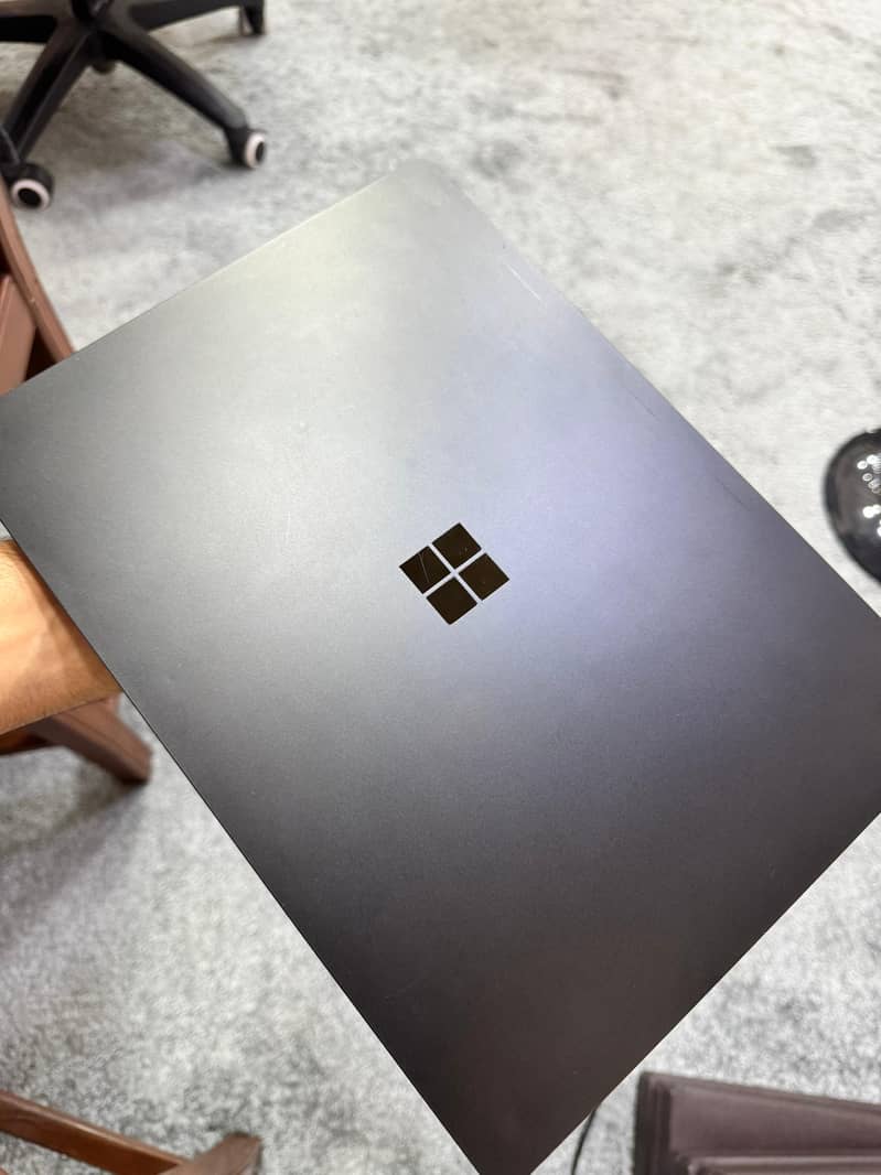 Surface core i5 10Th Generation 7