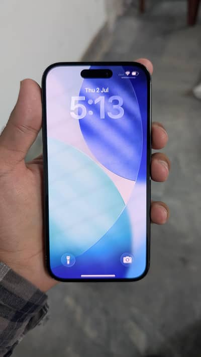 Apple iPhone 15