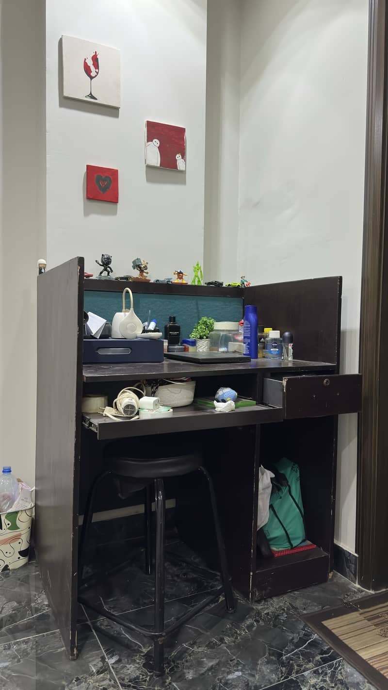 Wooden study table 1