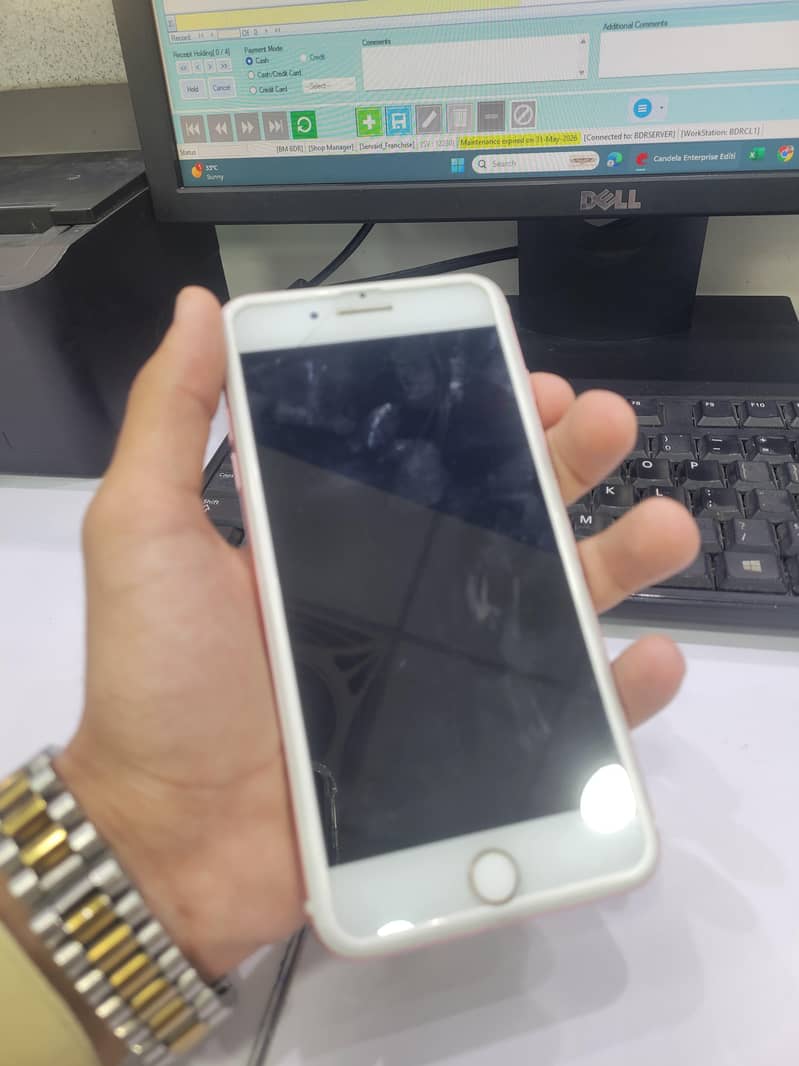 Apple iPhone 7 Plus 3
