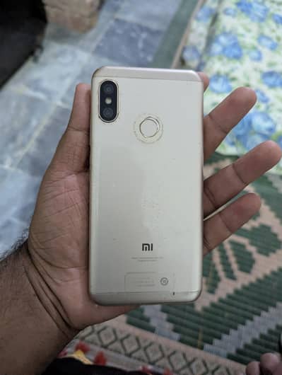 Xiaomi Mi A2 Lite 4/64 forsale