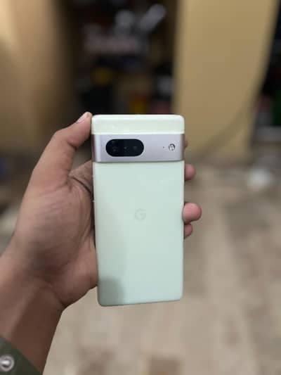 Google Pixel 7 128gb official PTA approved  exchange with iphone only