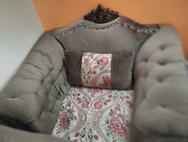 Comfortable sofa set 2