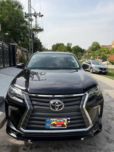 Toyota Fortuner V 2018