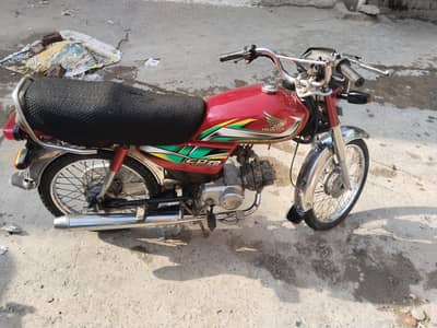 Honda CD 70 21/22 model neat and clean condition