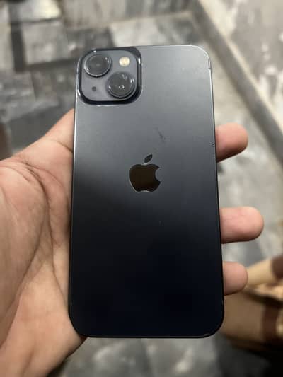 Apple iPhone 13