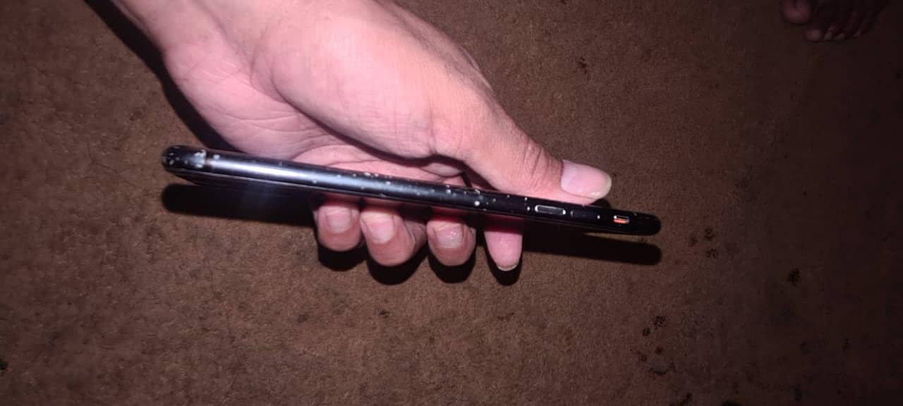 Apple iPhone 7 Plus 6