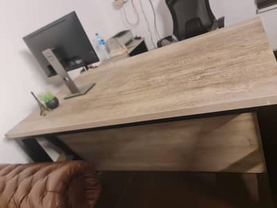 Executive table steel base