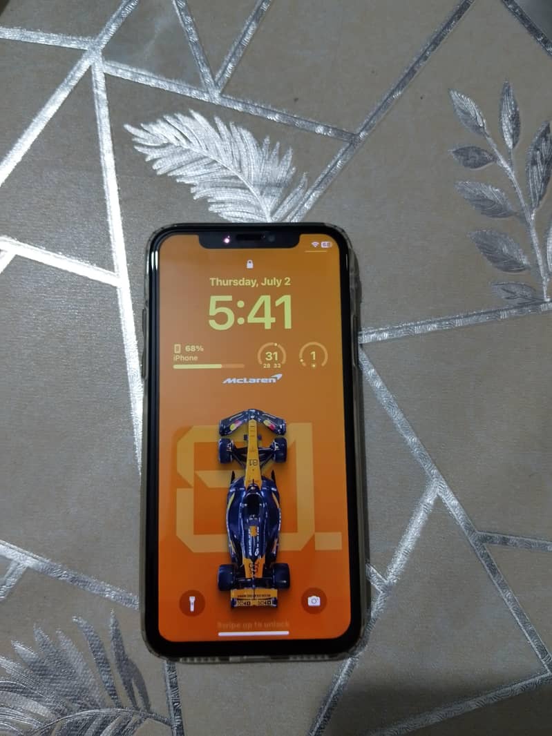 Apple iPhone X 0
