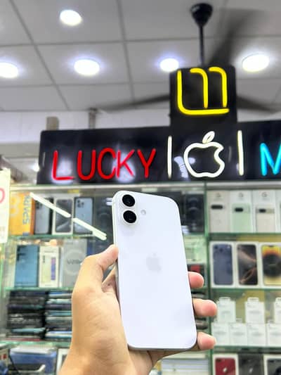 Apple iPhone 17 / apple iphone 17 non active / white / 4 month sim