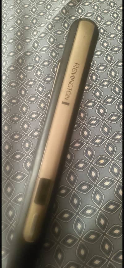 Hair straighter