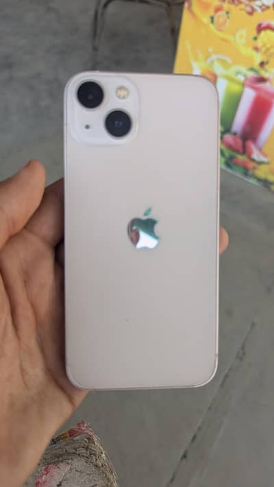 Apple iPhone 13