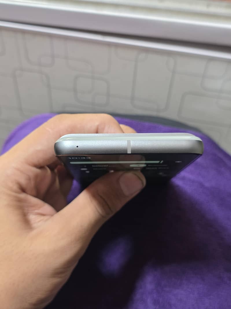 gogle pixel 8 4