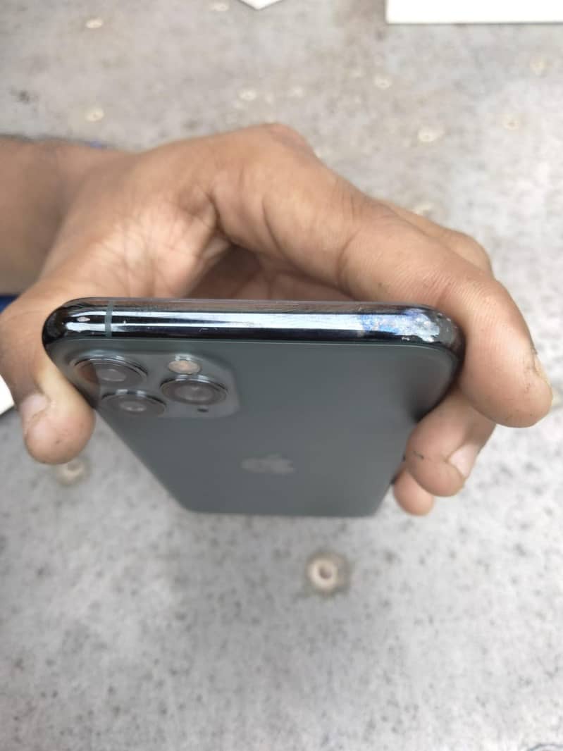 iphone 11 pro 1