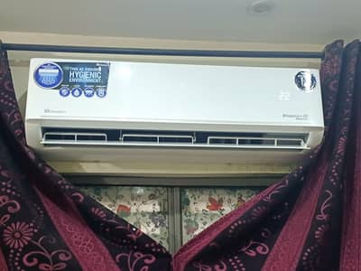 Dawlance Elegance+ UV Inverter AC 1.5 Ton – Excellent Condition