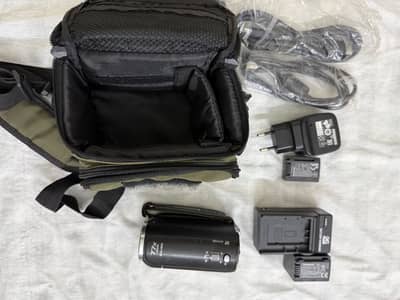 Panasonic HC-V160 Full HD Camcorder 8.9MP 38xUltra Tlephoto+bag+xl bty