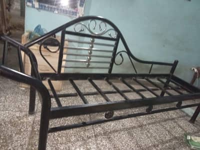 3 seater iron setty